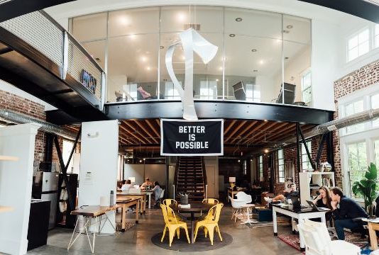 Upgrading Your Startup Office? Consider These Things Before Moving an office cubicle