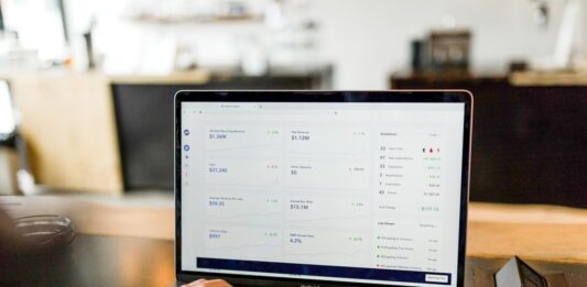 How Businesses Can Simplify Their Online Billing How Businesses Can Simplify Their Online Billing