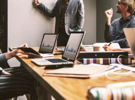 4 Effective Tips For A B2B Sales Presentation 4 Effective Tips For A B2B Sales Presentation