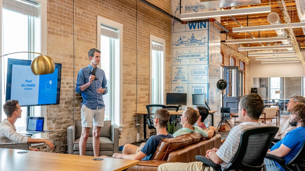 How to keep your company culture after moving to a coworking space 2