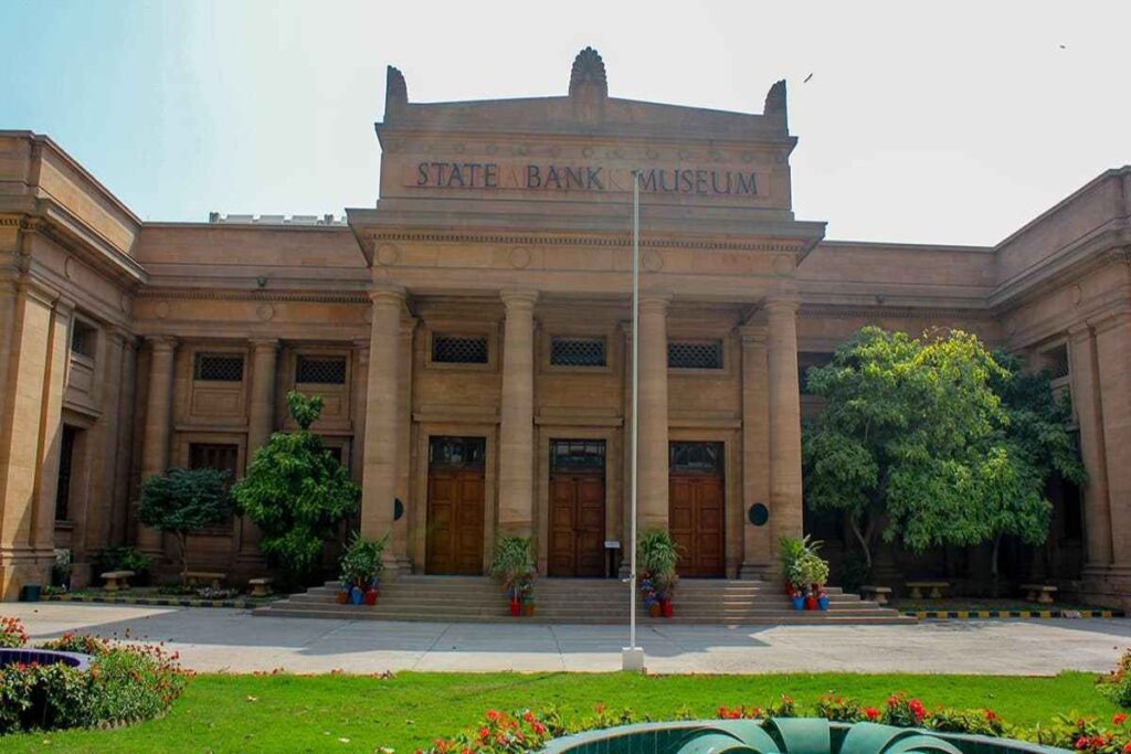 Top 7 Best Banks in Pakistan Fincyte