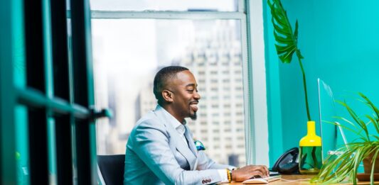 14 Office Designs That Will Motivate Your Employees Office Designs That Will Motivate Your Employees