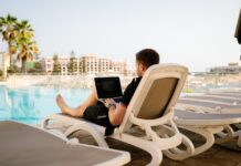 Living a Nomadic Lifestyle: Beginners Guide Living a Nomadic Lifestyle