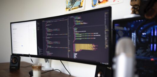 How Cloud Computing Can Help Small Businesses How Cloud Computing Can Help Small Businesses