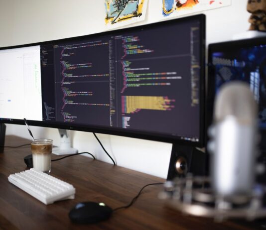 How Cloud Computing Can Help Small Businesses How Cloud Computing Can Help Small Businesses