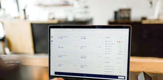 How To Minimize Banking Fees For Your Business How To Minimize Banking Fees For Your Business