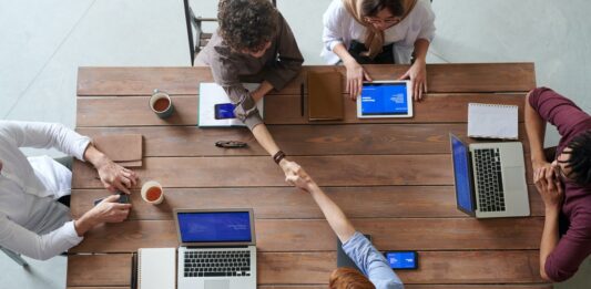 3 Expert Tips For Successfully Managing Employee Relocation Successfully Managing Employee Relocation (4)