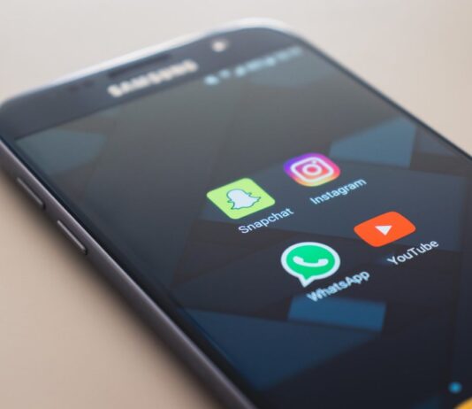 5 Reasons Why You Should Promote Your Business on Social Media 5 Reasons Why You Should Promote Your Business on Social Media