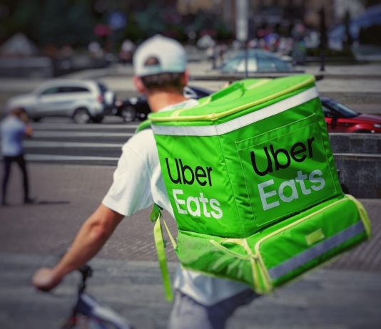 Is Uber Eats a Good Job for College Students? Is Uber Eats a Good Job for College Students