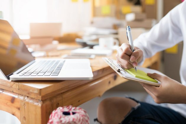 8 Tips For Starting A Business As A Teenager | Fincyte