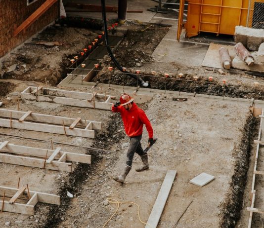 Is A Job in Construction Right For You? Is A Job in Construction Right For You