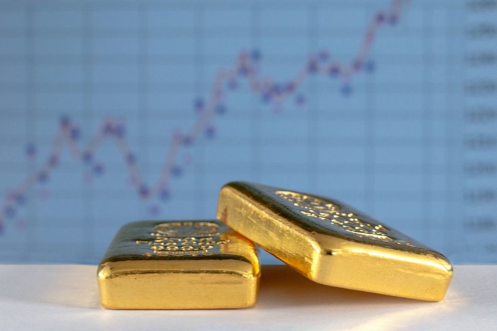 Is Gold a Worthy Investment in Today’s Economy 4