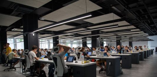 How Does Technology Help To Grow Business? Ways Technology Help To Grow Business