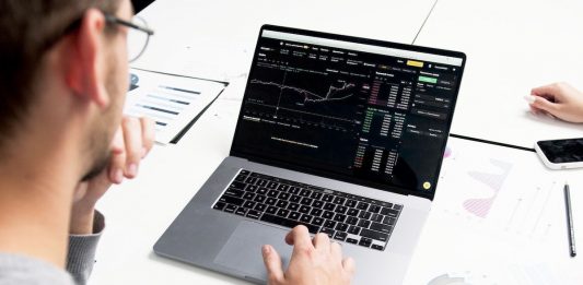 5 Great Advantages To Investing in An ETF And How to Get Started Easily Great Advantages to Investing in an ETF And How to Get Started Easily