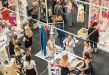 How To Give Customers An In Store Demonstration