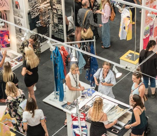 How To Give Customers An In Store Demonstration