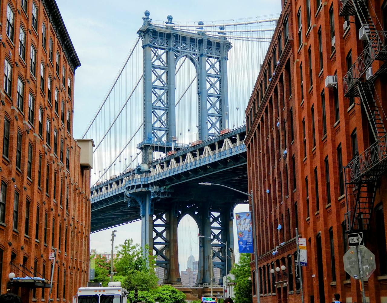 Manhattan bridge view from DUMBO